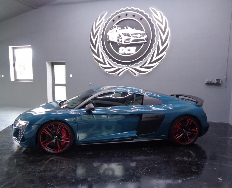 DIFFERENT CARS 28 - Obrazok