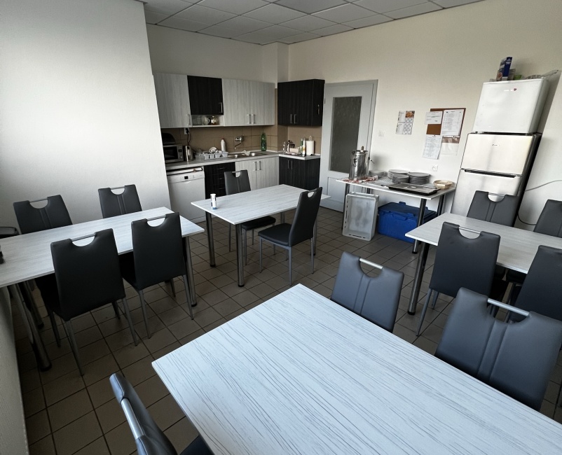 DIFFERENT CARS 9 - Obrazok