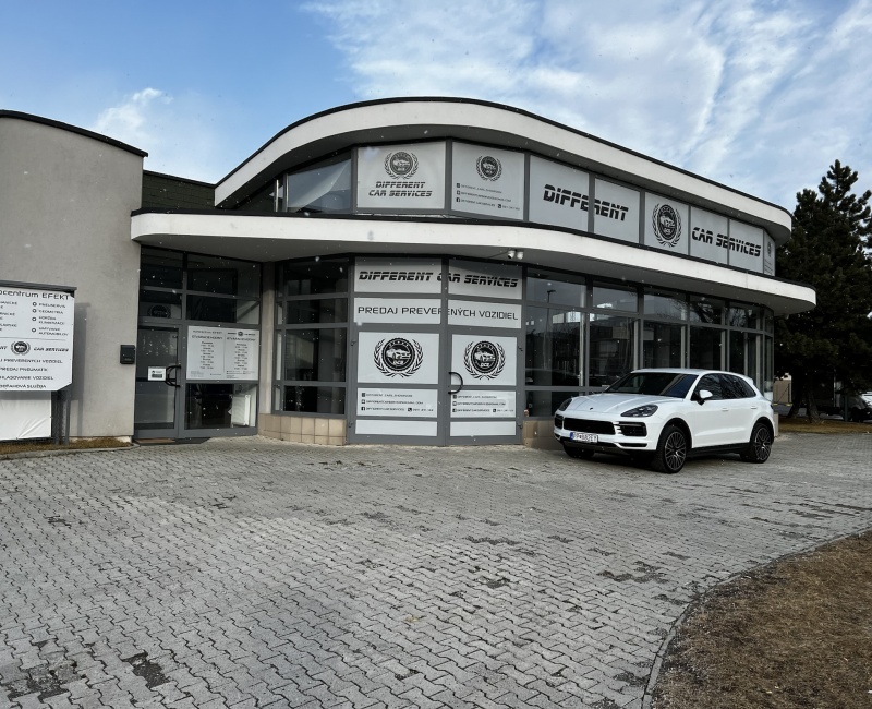 DIFFERENT CARS 1 - Obrazok