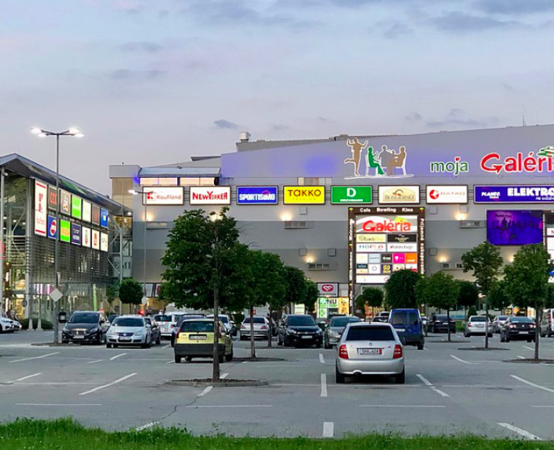 Rekoštrukcia a prenájom administratívnych budov 1 - Obrazok