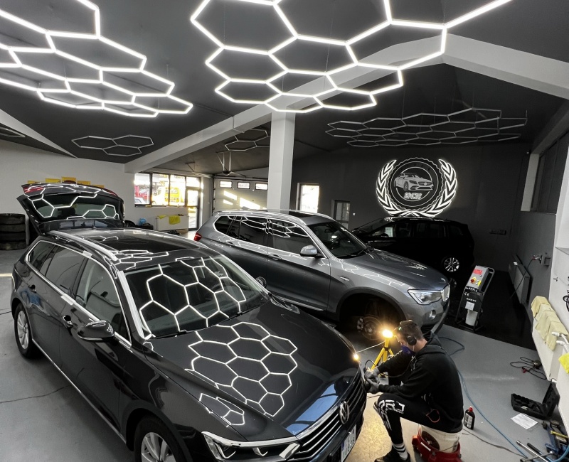 DIFFERENT CARS 30 - Obrazok