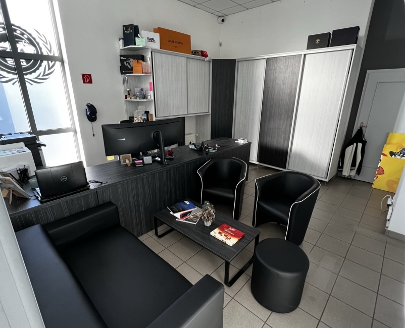 DIFFERENT CARS 13 - Obrazok